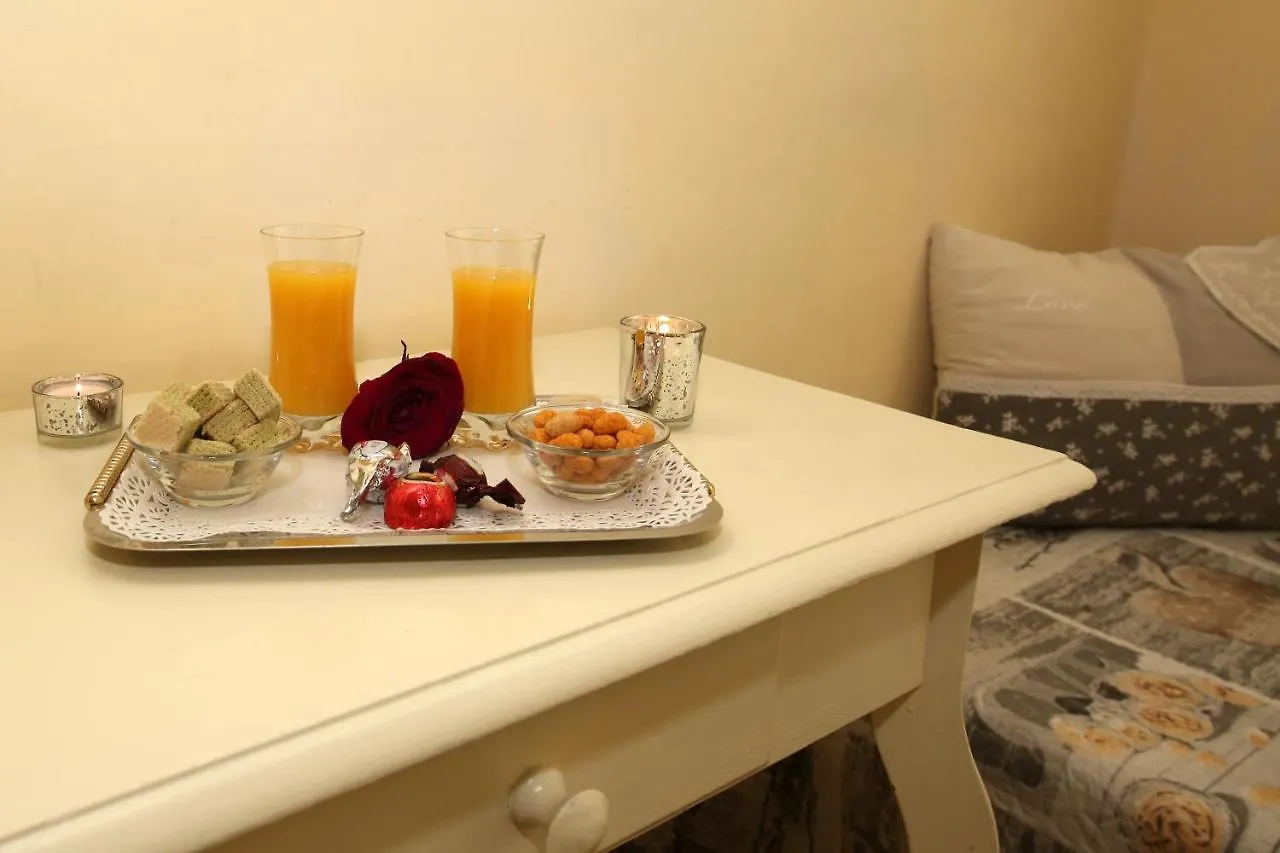 Tibullo Guesthouse contacts
